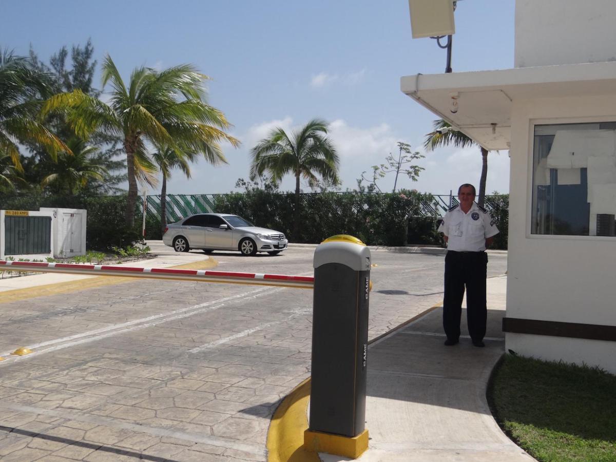 Amara Cancun Beachfront Condo מראה חיצוני תמונה