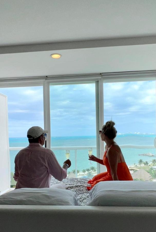 Amara Cancun Beachfront Condo מראה חיצוני תמונה