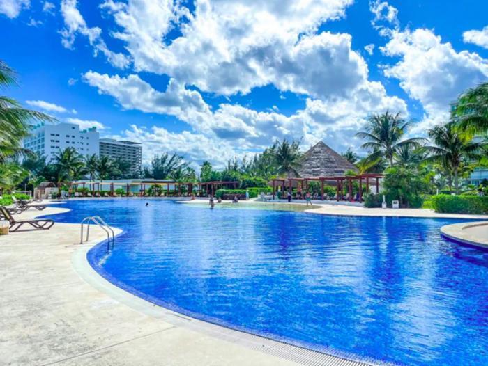 Amara Cancun Beachfront Condo מראה חיצוני תמונה